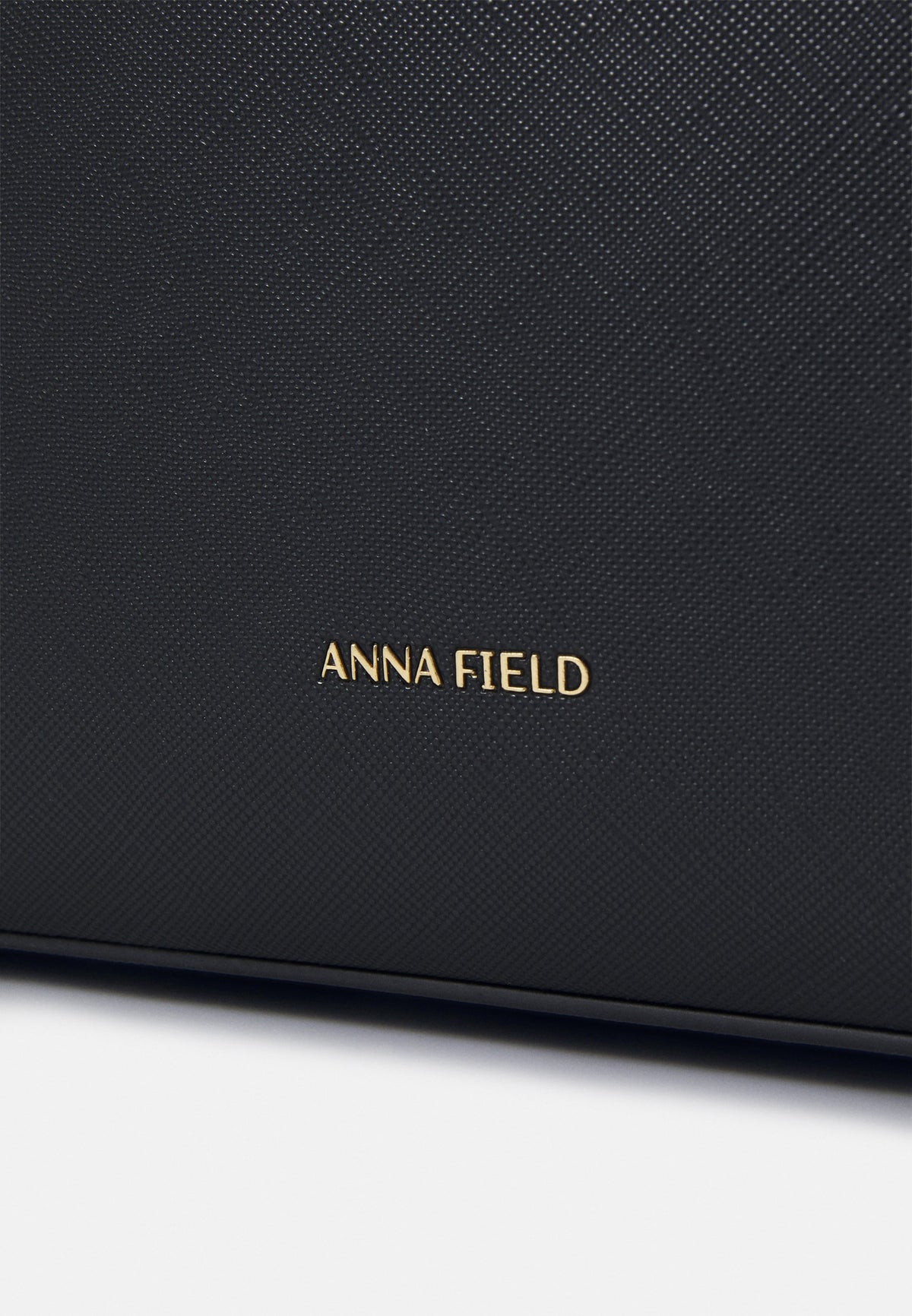 CHITHELABEL - Sleek Black Tote Bag