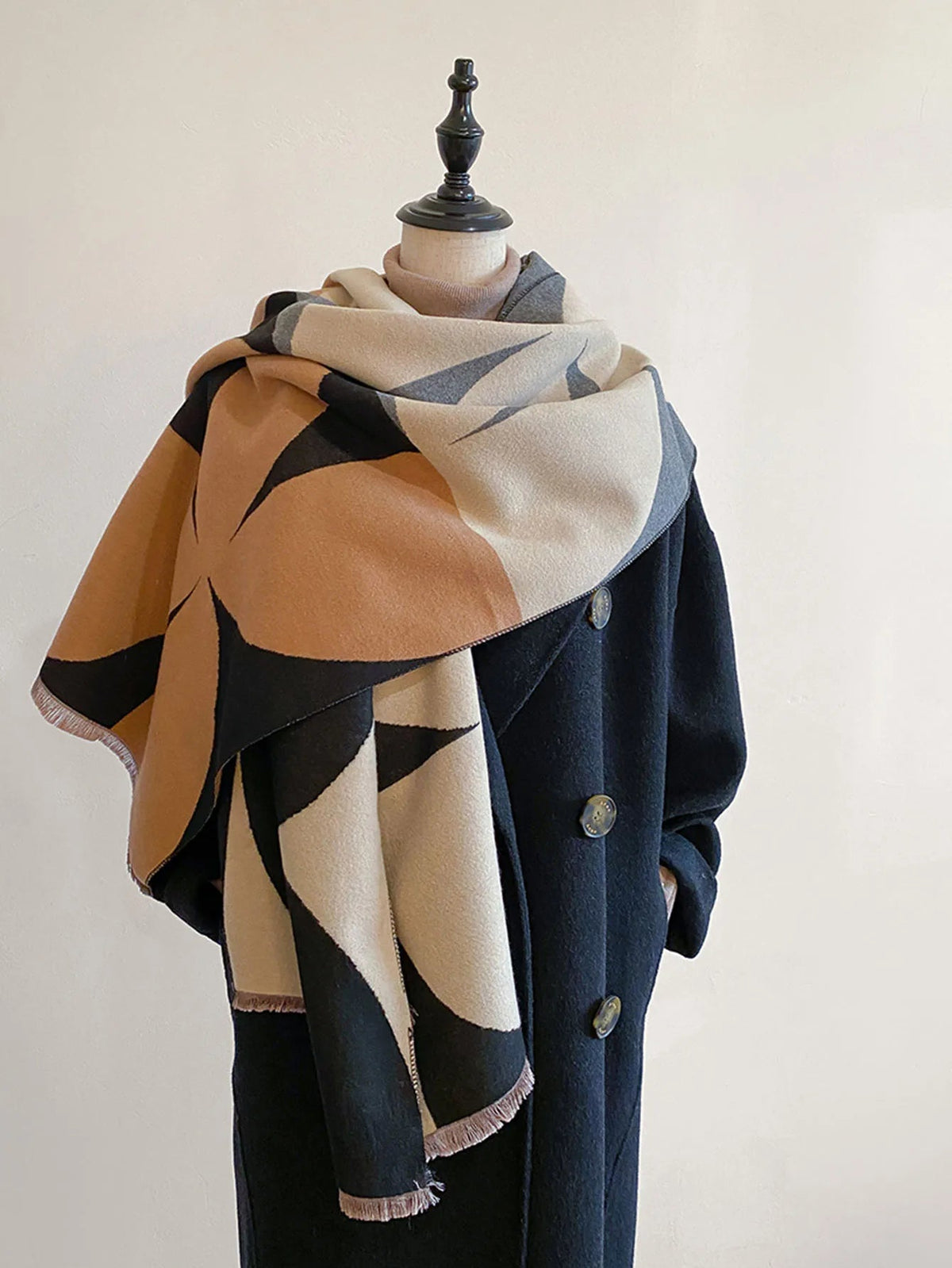 Women’s Reversible Cashmere Scarf for Elegance & Warmth | Amarae