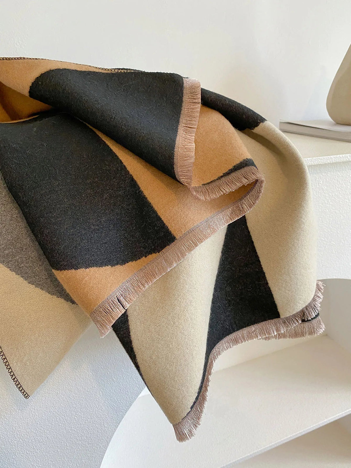 Women’s Reversible Cashmere Scarf for Elegance & Warmth | Amarae