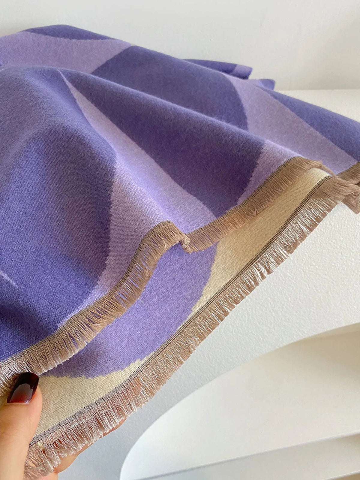 Women’s Reversible Cashmere Scarf for Elegance & Warmth | Amarae