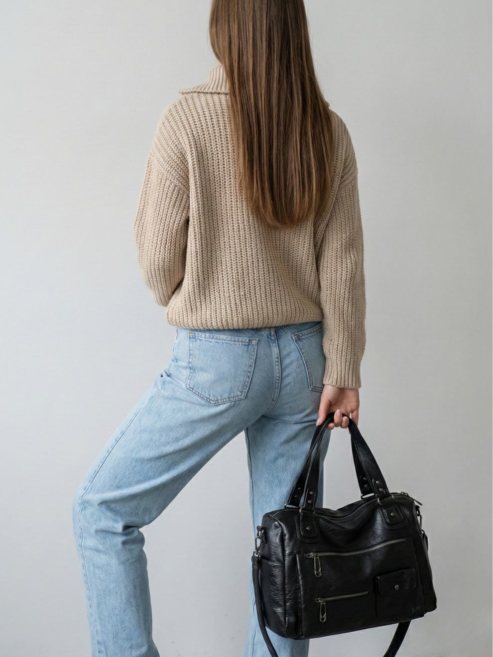 Big handbag for school with a spacious top-zip opening  SALERNO