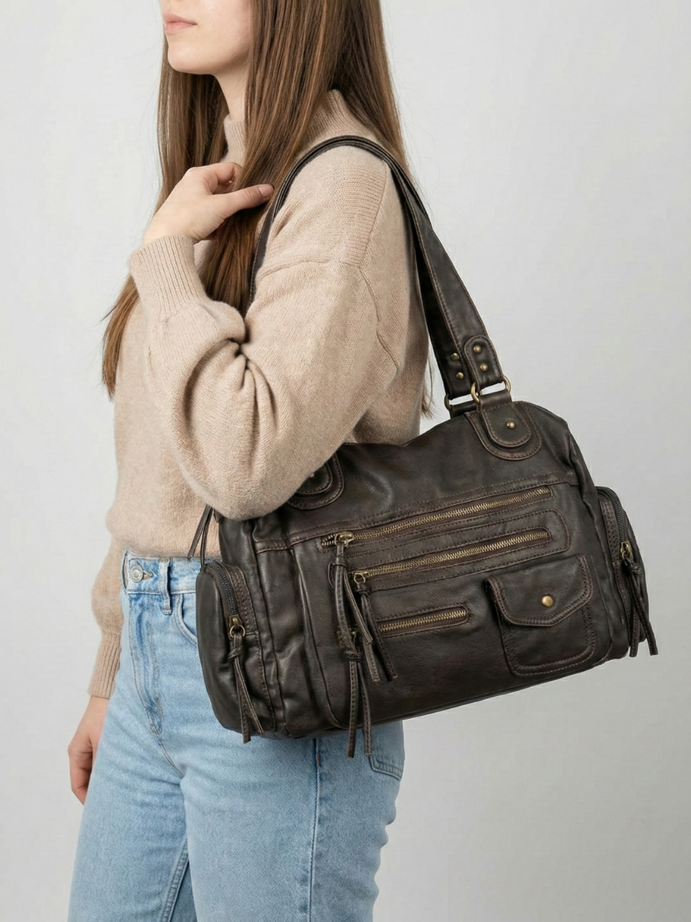 Coffee go-to shoulder handbag for school | Urbino