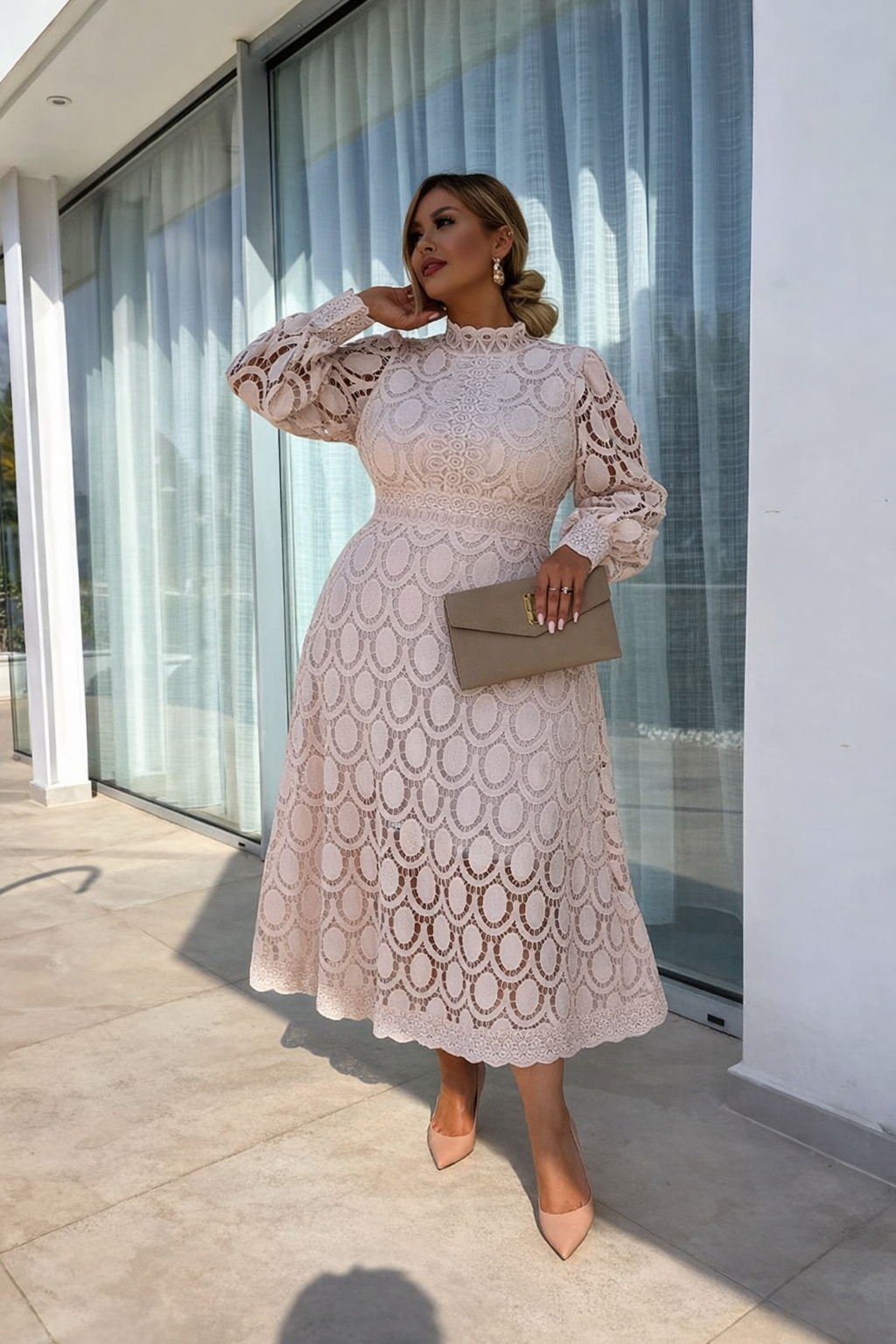 Mireille - Romantic Lace Dress