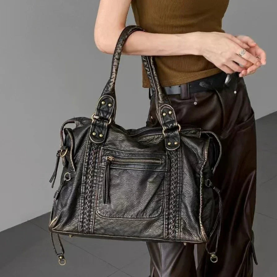black handbag for school with zipper pockets | PALERMO