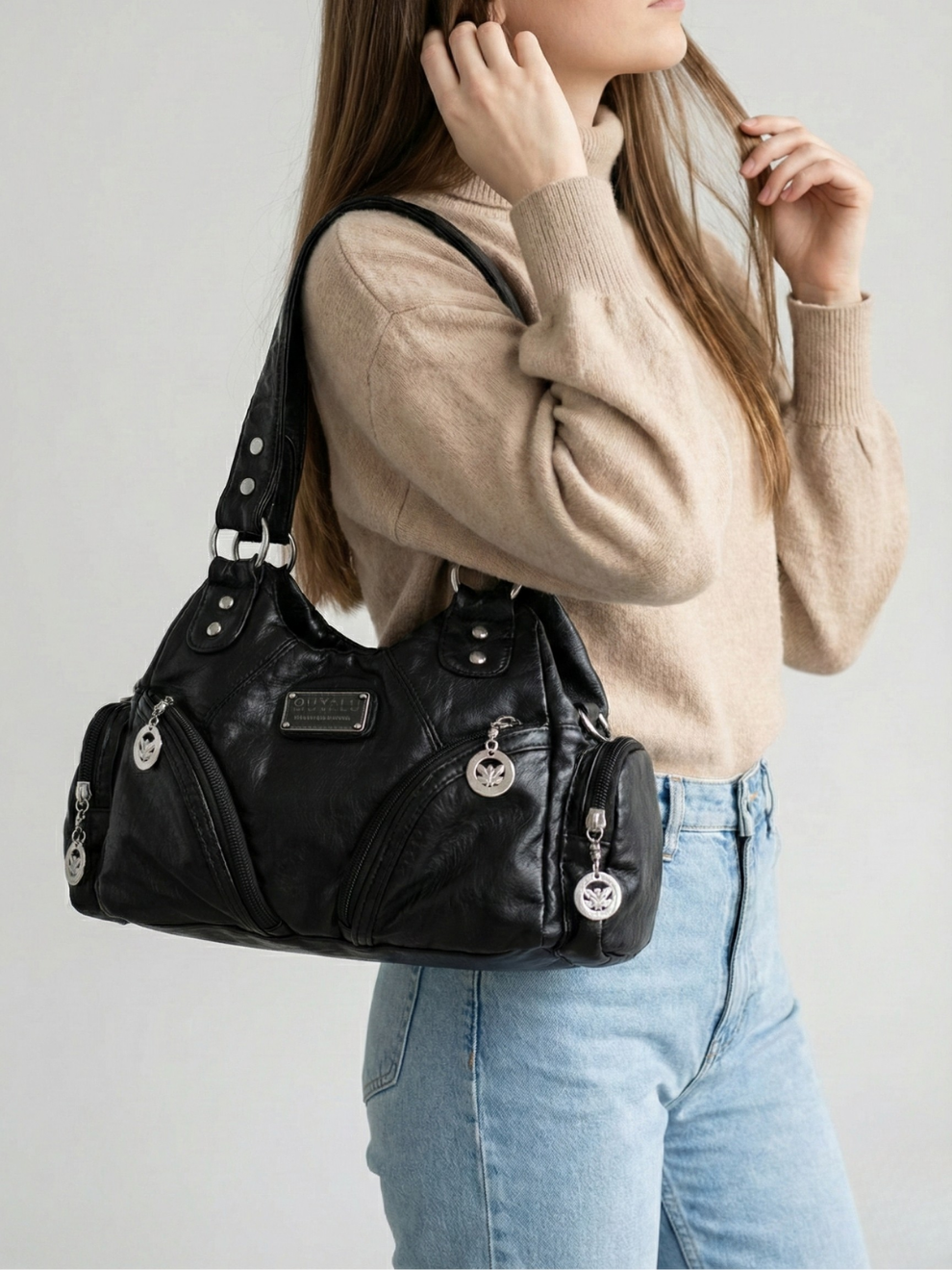 Small black handbag for school | LIVORNO