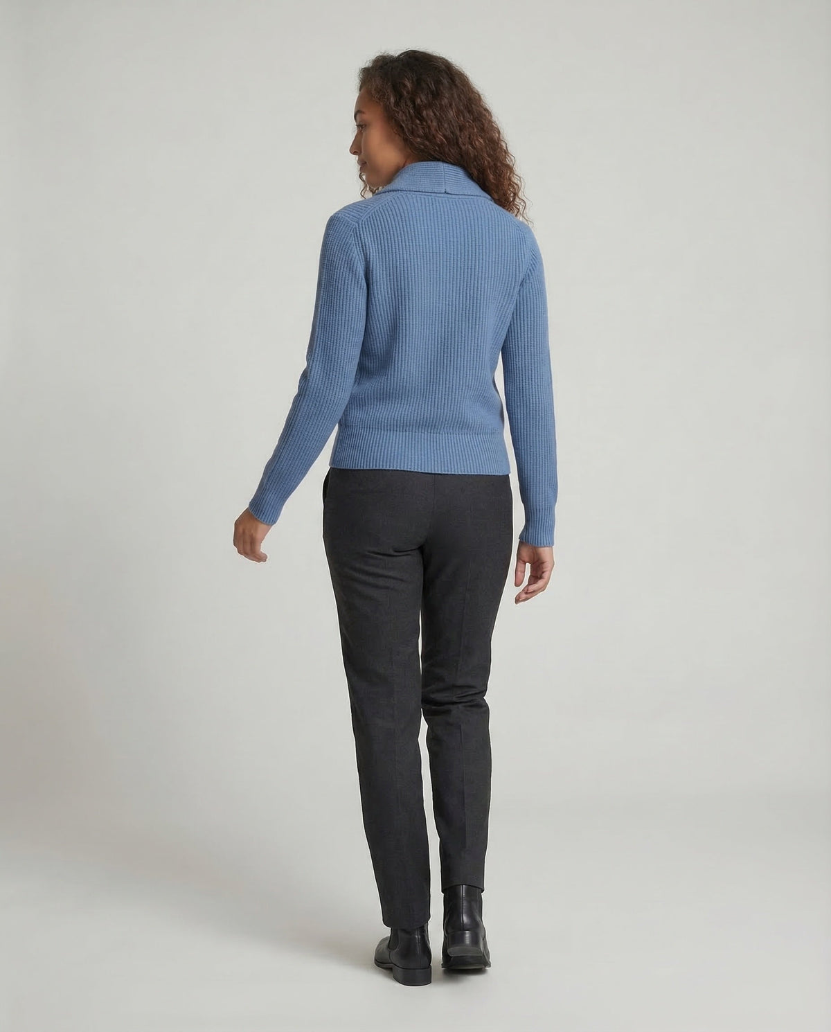 Women’s Knit Cardigan with Lapel Collar