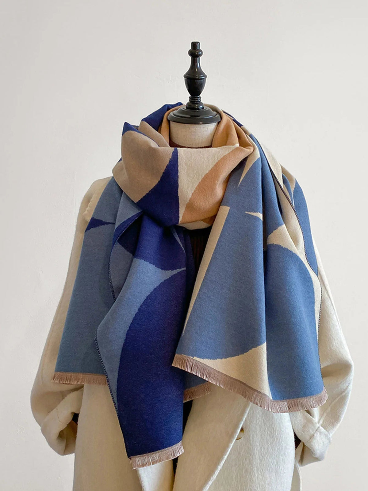 Women’s Reversible Cashmere Scarf for Elegance & Warmth | Amarae