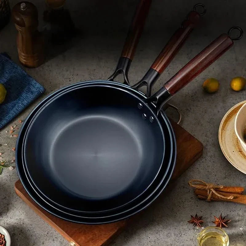 ForgeVerra Premium Cast Iron Skillet | Non-stick cast iron frying pan for healthy, even cooking