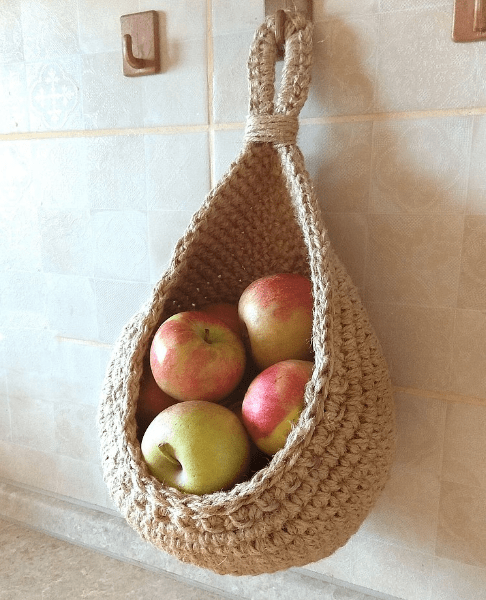 Nestoria – Hanging jute basket for kitchen storage